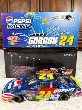 Vintage Jeff Gordon Pepsi Daytona 2002 Monte Carlo Club Car 1:32 Scale Stock Car
